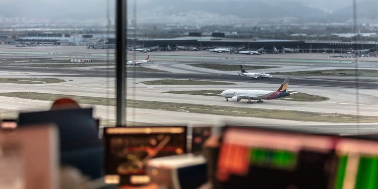 Vista desde la Torre de Control en Barcelona gestionada por ENAIRE