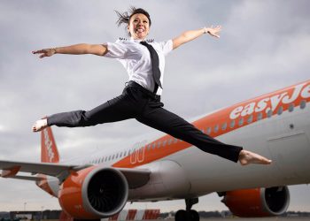 EasyJet quiere contratar más de 1.000 nuevos pilotos en los próximos cinco años