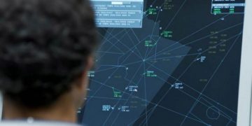 Controlador_aereo_en_ENAIRE