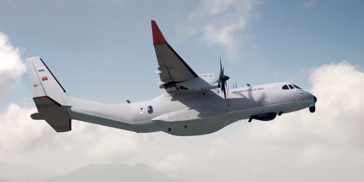 Angola encarga a Airbus tres aviones C295
