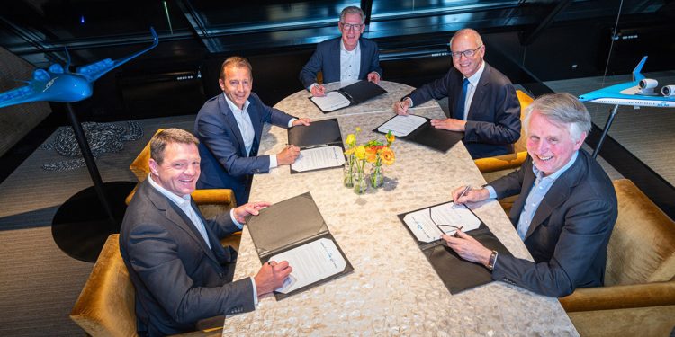 Los principales actores aeronáuticos holandeses y TU Delft aceleran la transición hacia la aviación sostenible