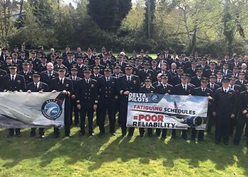 Los pilotos de Delta se manifiestan en Seattle por la programación de la aerolínea
