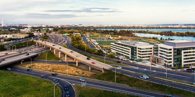 Boeing fija su sede mundial en Arlington