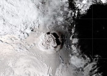 Las misiones ICON, de la Nasa, y Swarm, de la ESA, hallan en el espacio efectos de la erupción volcánica de Tonga