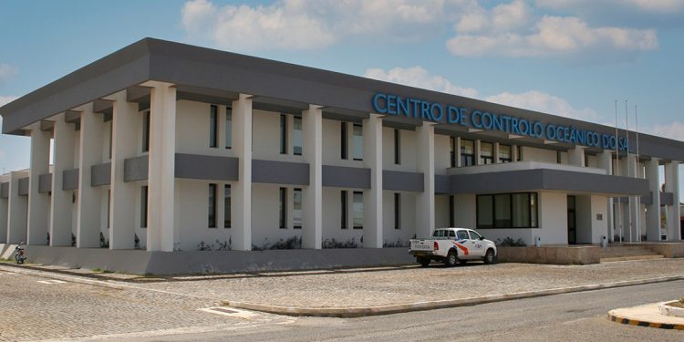 Indra digitaliza el centro de control de tráfico aéreo oceánico de Cabo Verde para máxima seguridad y eficiencia