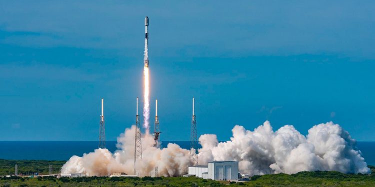 SpaceX lanzó un total de 106 satélites Starlink en dos días consecutivos