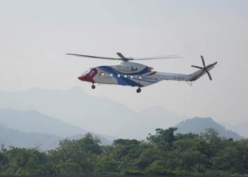 Vuelo inaugural del helicóptero utilitario civil chino de gran tamaño AC313A