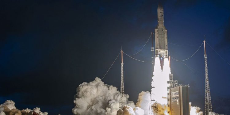 Arianespace lanzó con éxito los satélites MEASAT-3d y GSAT-24