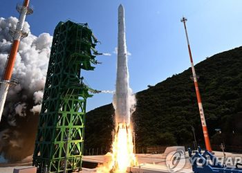 Corea del Sur lanzó con éxito su cohete espacial Nuri con varios satélites a bordo