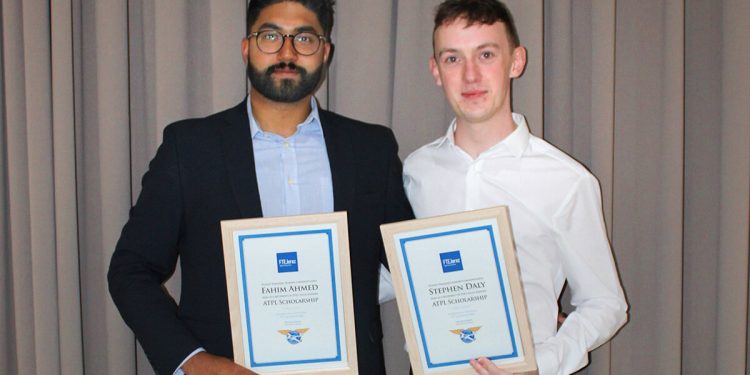 Ganadores de las becas ATPL de FTEJerez