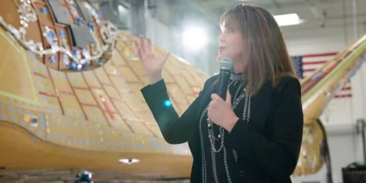 Janet Kavandi, líder de la industria espacial y veterana astronauta de la Nasa, dirigirá el Centro de Vuelos Espaciales Humanos