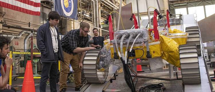 Pruebas de salida del prototipo VIPER y el módulo de aterrizaje lunar