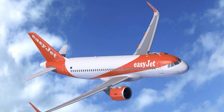 Un A320neo de easyjet (1).jpg