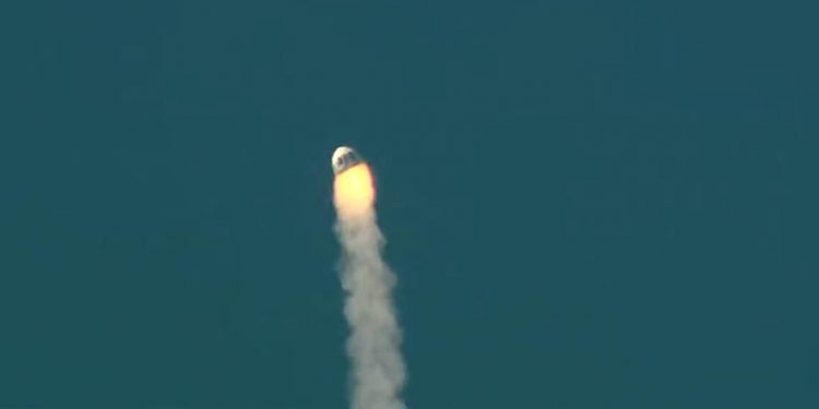 Cápsula incendiada de Blue Origin