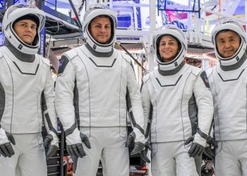 La Nasa y SpaceX aplazan el lanzamiento de la misión tripulada Crew-5 a la ISS