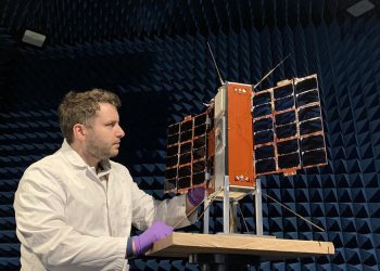 Los dos satélites Prometheus 2 en camino para su lanzamiento en el Reino Unido