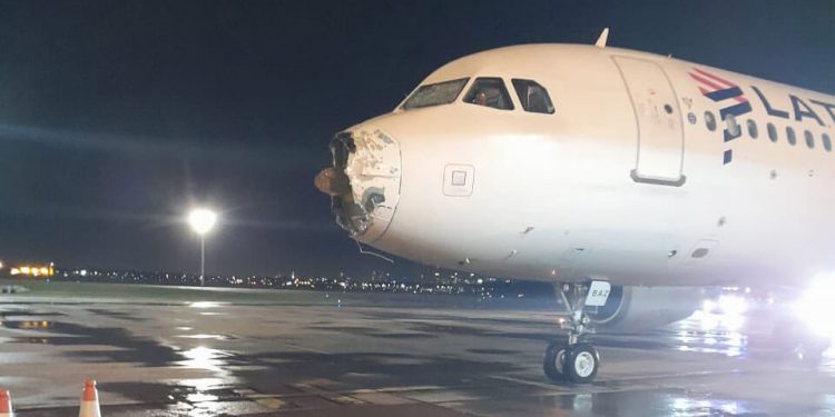 aterrizaje de emergencia de un A320 de LATAM