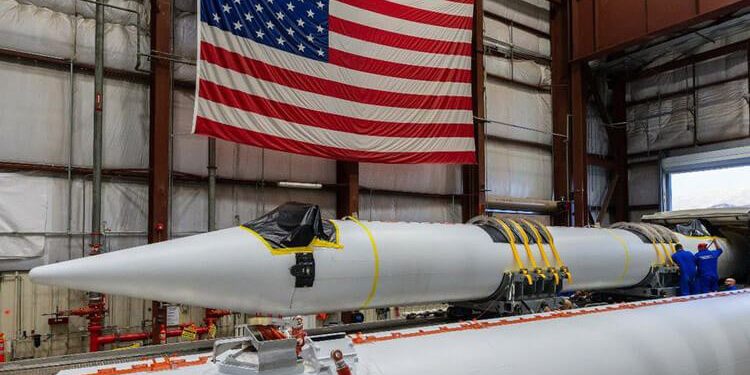 Northrop Grumman entregó los primeros propulsores de cohetes sólidos GEM 63XL para el primer vuelo de Vulcano