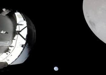 Imagen de Orion, la Tierra y la Luna