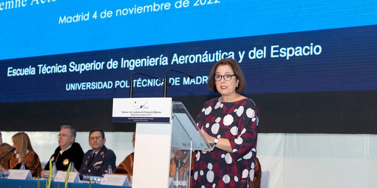 Más de 400 nuevos graduados de la ETSI Aeronáutica y del Espacio reciben sus diplomas