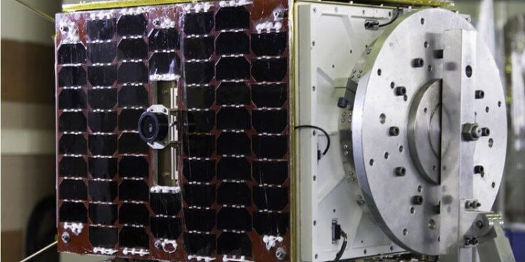 Satélite Nahid