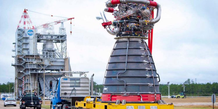 La Nasa comienza las pruebas del nuevo motor RS-25 para futuras misiones Artemisa