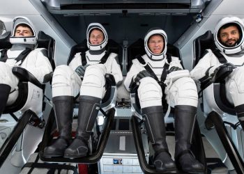 La Nasa prepara el lanzamiento de la misión SpaceX Crew-6 con cuatro astronautas a la ISS