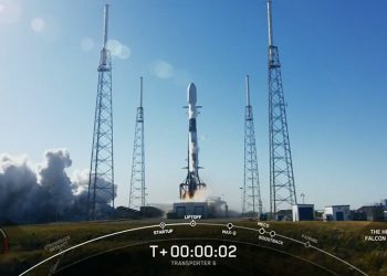 SpaceX lanzó al espacio la misión Transporter-6 con 114 cargas útiles