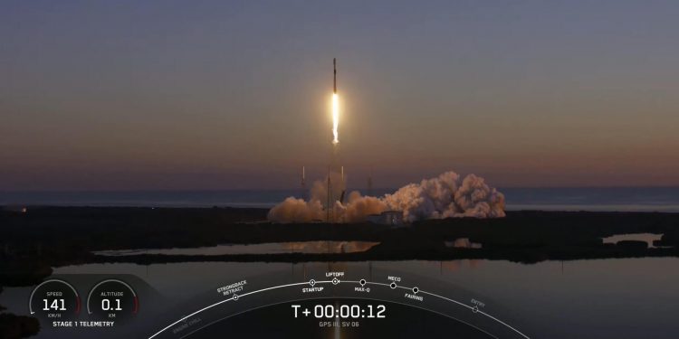 Un Falcon 9 de SpaceX lanzó la misión GPS III Space Vehicle 06