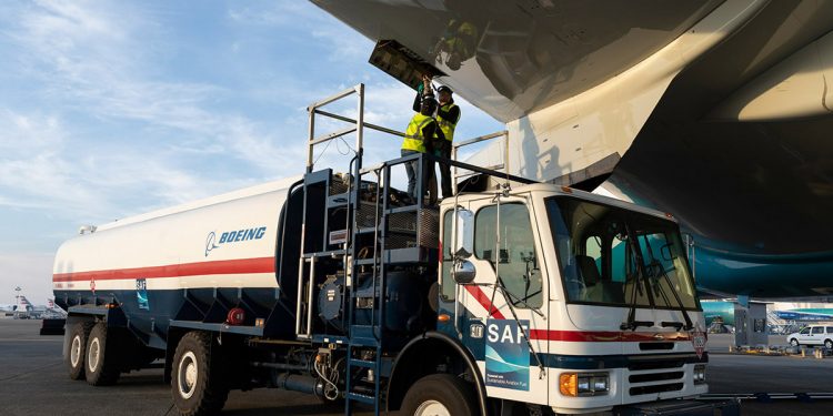 Boeing tiene comprometida la compra de 21 millones de litros de SAF para operaciones comerciales en 2023