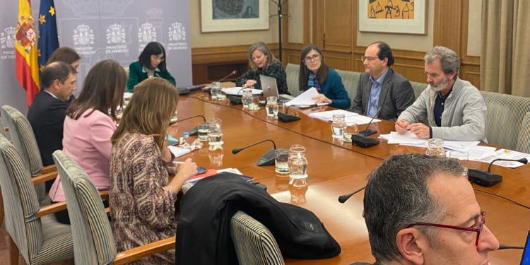 La ministra de Sanidad, Carolina Darias, en el Consejo Interterritorial del Sistema Nacional de Salud (CISNS).