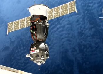 La nave rusa Soyuz MS-23 atracó en el módulo ruso Poisk de la ISS