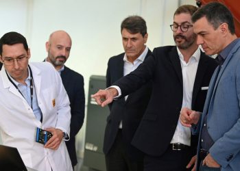 Pedro Sánchez subraya en Málaga el compromiso del Gobierno con el desarrollo de la industria aeroespacial