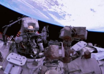 Astronautas de Shenzhou-15 completan su segunda caminata espacial