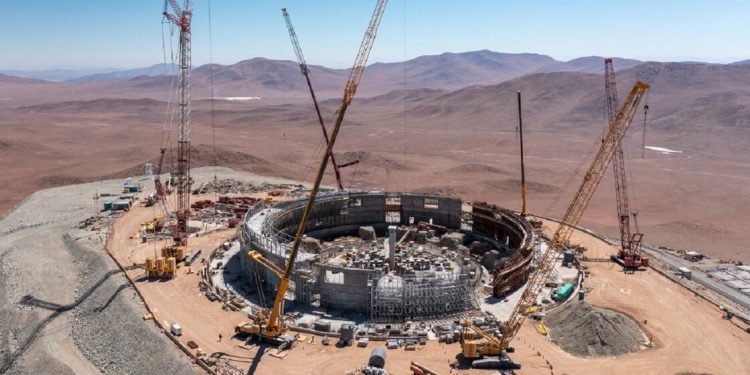 construcción en Chile del Telescopio Europeo Extremadamente Grande