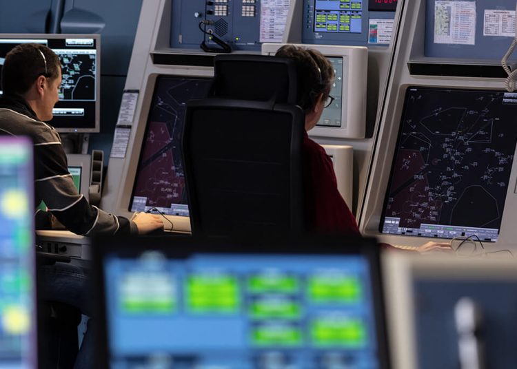 Controladores aereos-Enaire