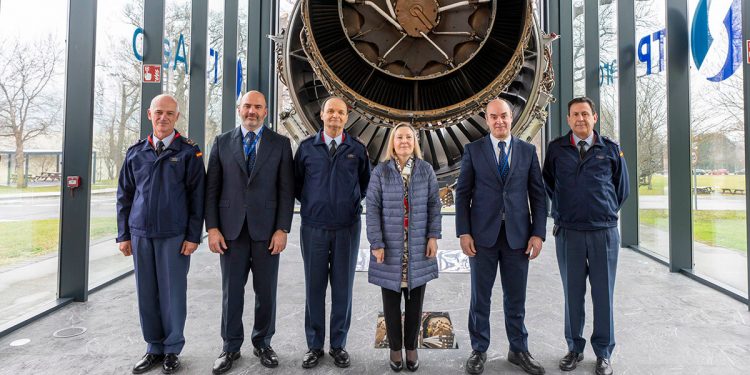 ITP Aero recibe a la secretaria de Estado de Defensa y al jefe de Estado Mayor del Ejército del Aire y del Espacio