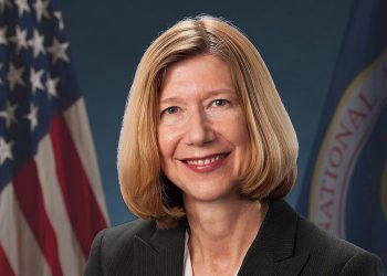 Kathryn Lueders, directora de Operaciones Espaciales, deja la Nasa