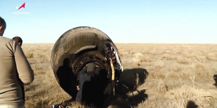 La nave espacial rusa Soyuz MS-22 averiada aterrizó en Kazajstán