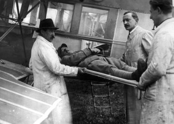 100 años aerotransporte sanitario español