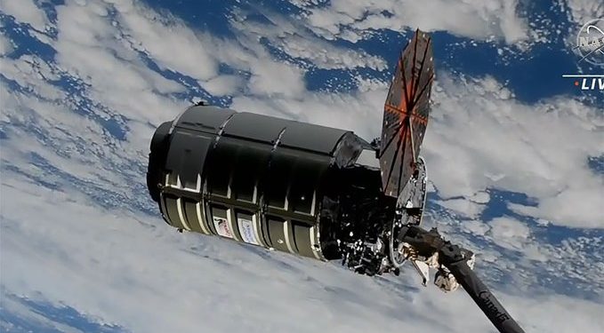 La nave de carga Cygnus salió de la ISS hacia la atmosfera terrestre