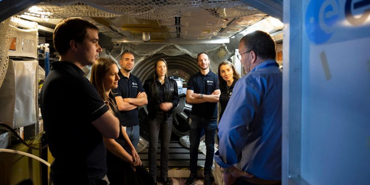 Los nuevos candidatos a astronautas de la ESA comienzan su formación básica