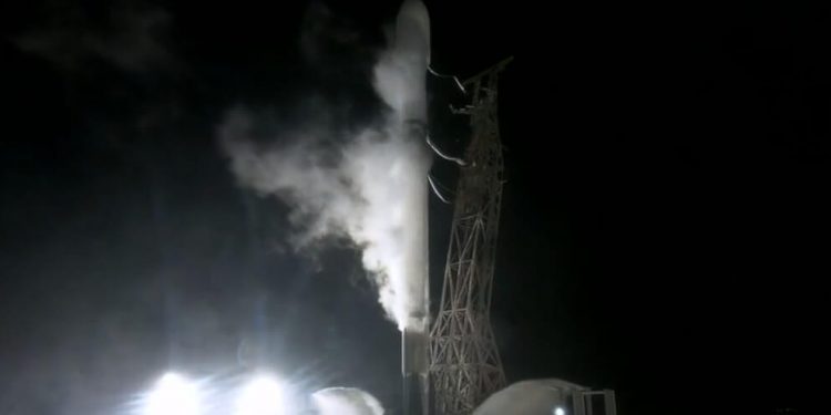 SpaceX lanzó la misión Transporter-7