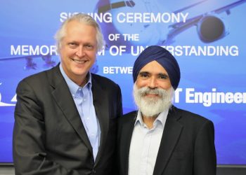 Boeing y ST Engineering firman un acuerdo de mantenimiento del P-8