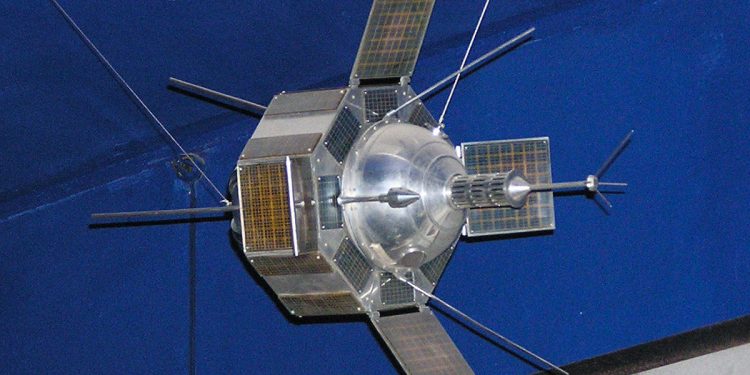 El satélite ruso Kosmos-2222 se quemó en la atmósfera 