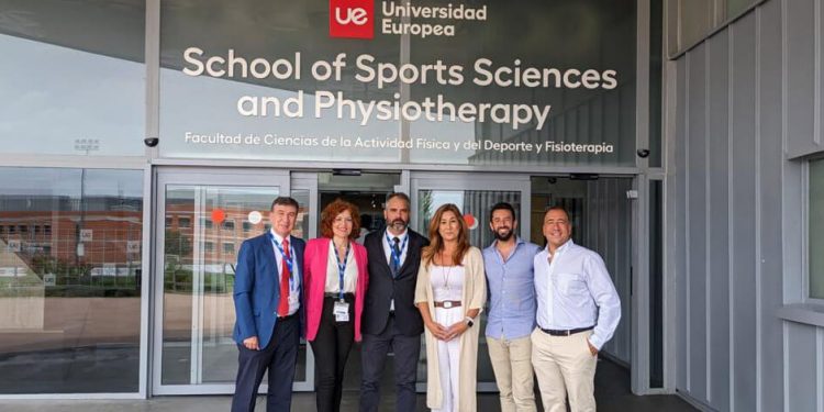 Acuerdo entre European Flyers y la Universidad Europea para el entrenamiento psicofisiológico de pilotos