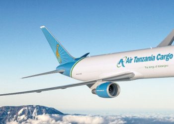 Boeing y Air Tanzania celebran la entrega del primer carguero 767 a África