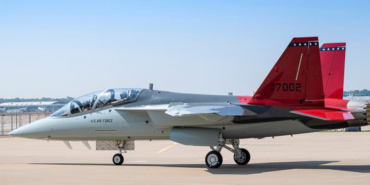 El T-7A RedHawk, listo para el primer vuelo