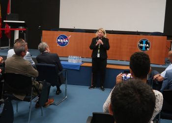 La administradora adjunta de la Nasa visitó las instalaciones de Robledo de Chavela