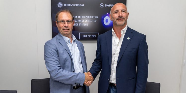 Safran y Terran Orbital producirán sistemas de propulsión eléctrica satelital en Estados Unidos